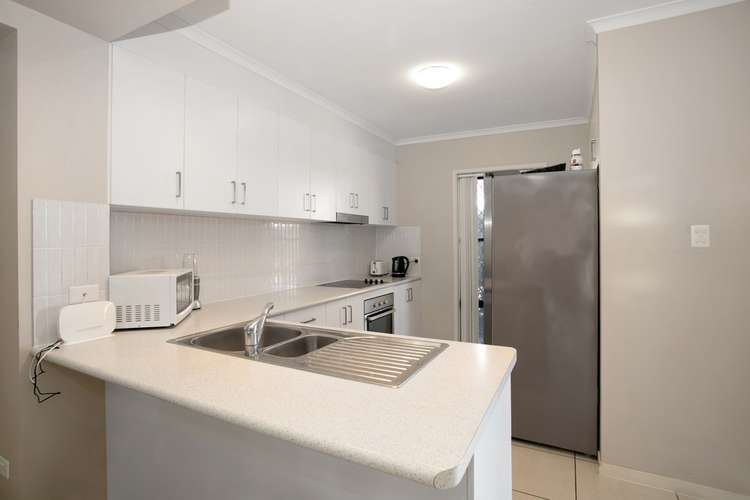 Fourth view of Homely townhouse listing, 3/7 Bilgola Place, Blacks Beach QLD 4740