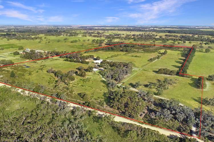 160 Carrs Creek Rd, Longford VIC 3851