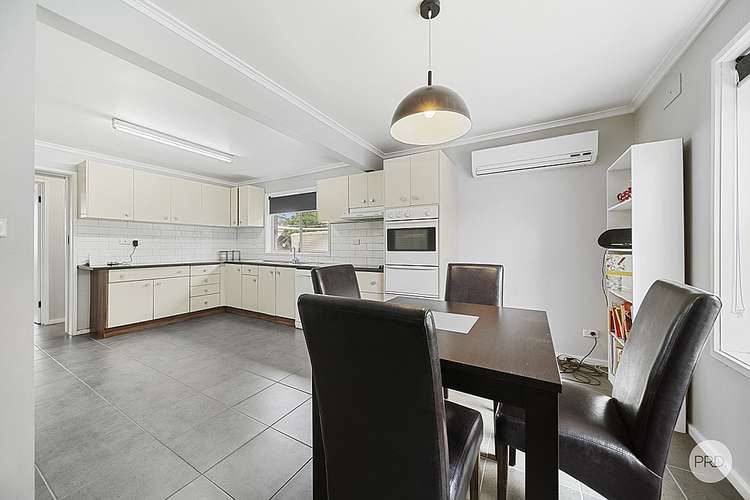 Fourth view of Homely house listing, 2 Reception Avenue, Strathdale VIC 3550