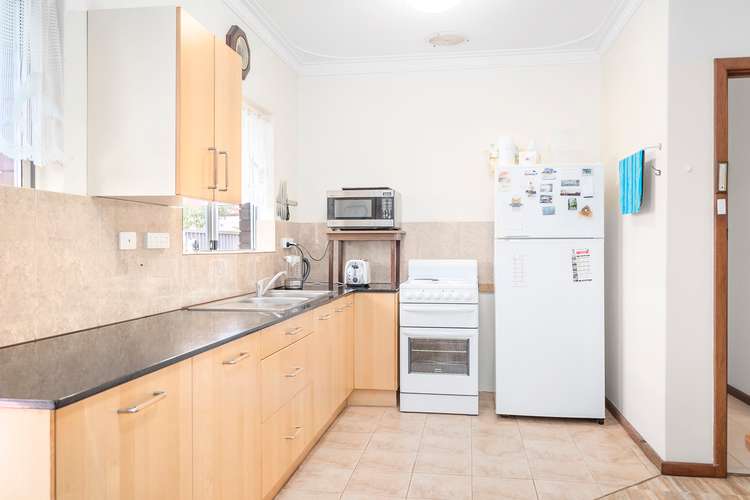 Second view of Homely house listing, 2/69 Francis Street, Beachlands WA 6530