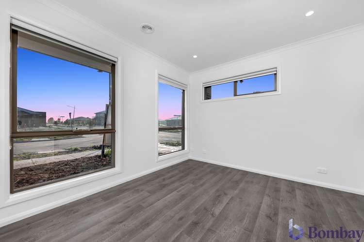 Seventh view of Homely house listing, 1 Northampton Way, Donnybrook VIC 3064