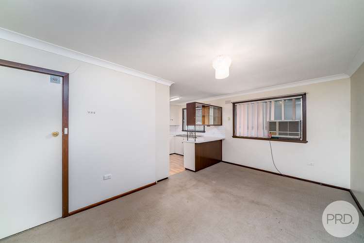 Fourth view of Homely unit listing, 2/5 Charleville Road, Turvey Park NSW 2650