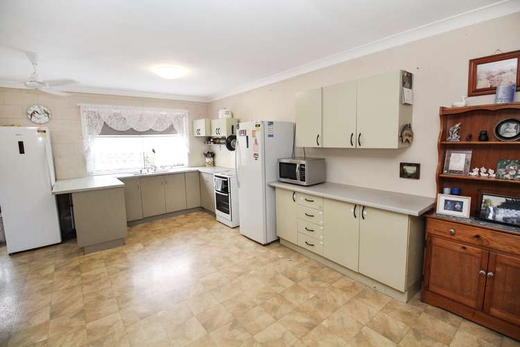 Third view of Homely house listing, 6 Franco Court, Rasmussen QLD 4815