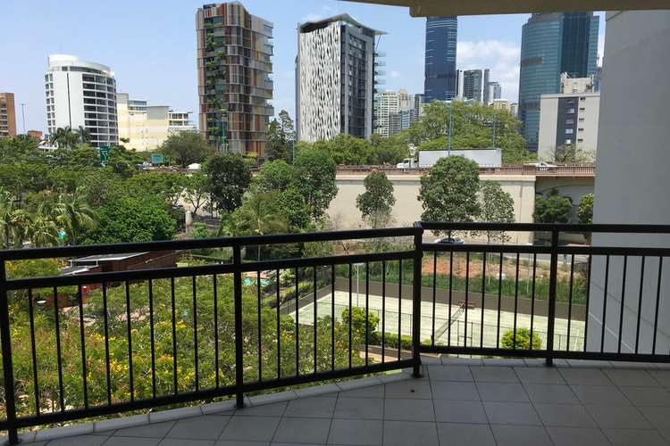 Main view of Homely unit listing, 126/15 Goodwin St, Kangaroo Point QLD 4169