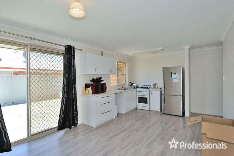 Second view of Homely house listing, 9 Barracuda Rise, Warnbro WA 6169