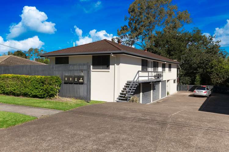 Main view of Homely unit listing, 1/4 Roseglen Street, Greenslopes QLD 4120