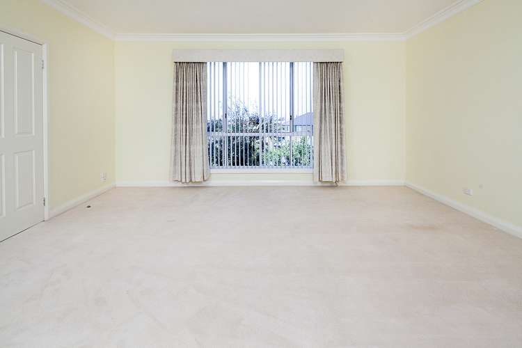 Sixth view of Homely house listing, 8 Inglewood Avenue, Noble Park North VIC 3174