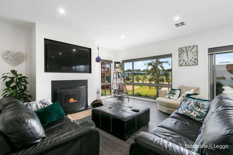 Fifth view of Homely house listing, 2 Estuary View, Inverloch VIC 3996