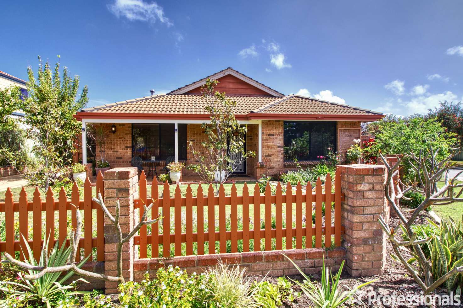 Main view of Homely house listing, 10 Madras Crescent, Port Kennedy WA 6172
