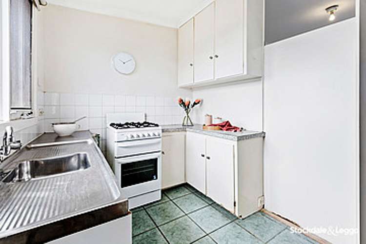 Second view of Homely unit listing, 8/5 Fraser Avenue, Edithvale VIC 3196