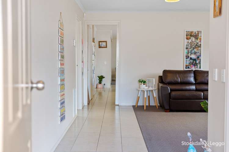 Third view of Homely house listing, 5 Barry Court, Grovedale VIC 3216