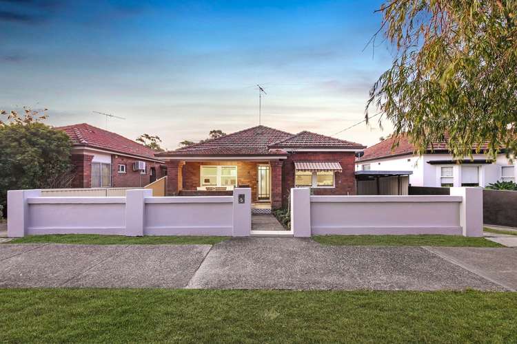 Main view of Homely house listing, 5 Kingsgrove Avenue, Kingsgrove NSW 2208