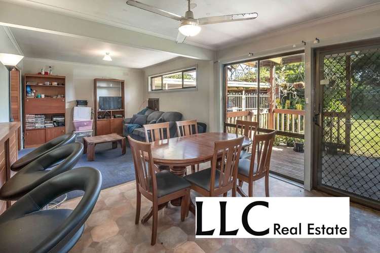 Fifth view of Homely house listing, 17 Whites Lane, Glen Waverley VIC 3150