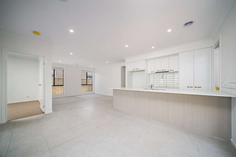 Fourth view of Homely house listing, 5 Mercury Road, Cranbourne East VIC 3977