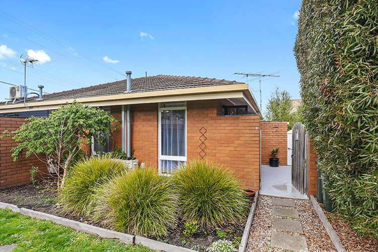 Main view of Homely unit listing, 2/379 Shannon Avenue, Newtown VIC 3220