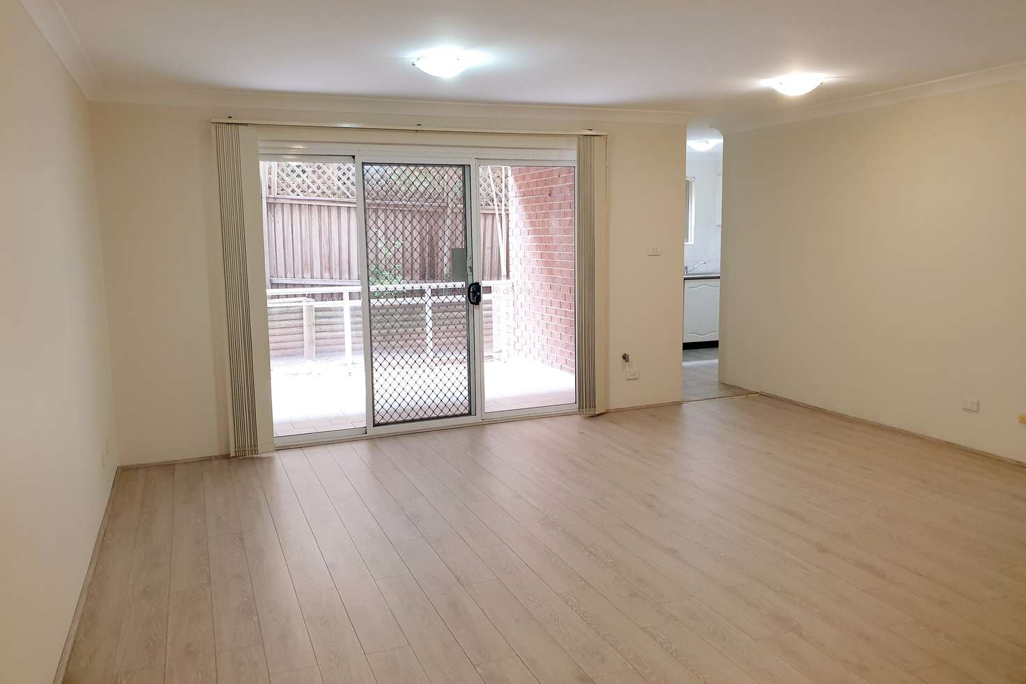 Main view of Homely unit listing, 10/7-9 Dalcassia Street, Hurstville NSW 2220
