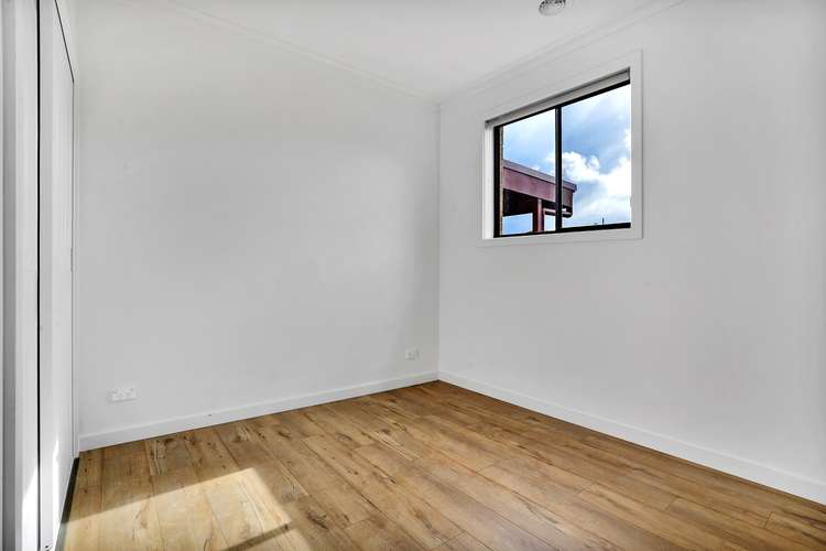 Fifth view of Homely unit listing, 2/1367 Heatherton Road, Dandenong North VIC 3175