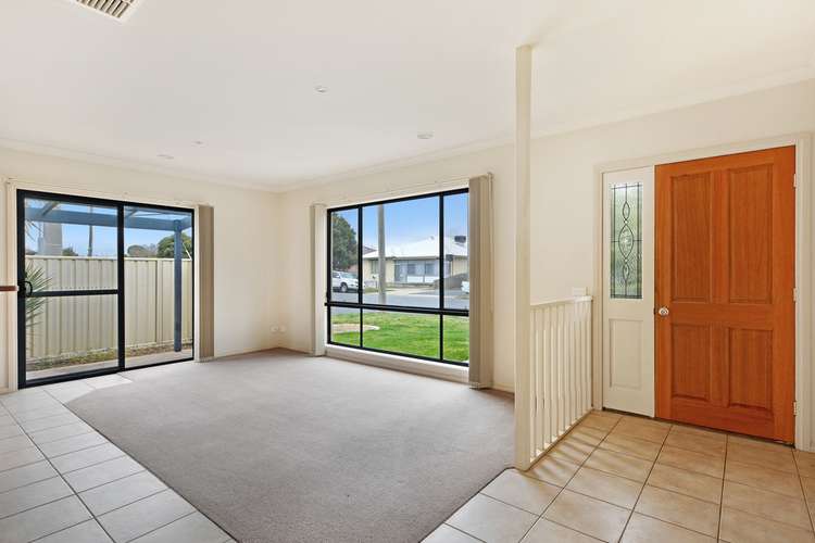 Fifth view of Homely house listing, 1/11 Richardson Street, Wodonga VIC 3690