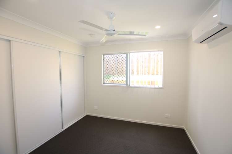 Fourth view of Homely house listing, 2/6 Ryrie Court, Park Ridge QLD 4125