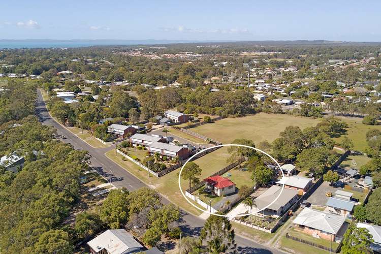 Second view of Homely house listing, 325 TORQUAY TERRACE, Torquay QLD 4655