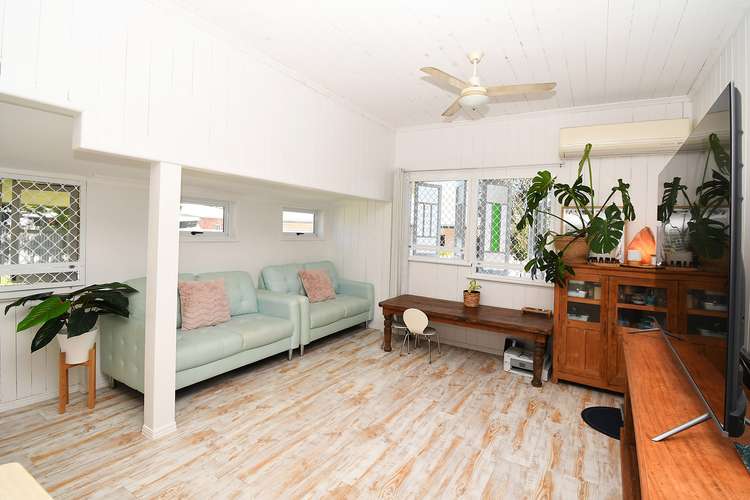 Fourth view of Homely house listing, 325 TORQUAY TERRACE, Torquay QLD 4655