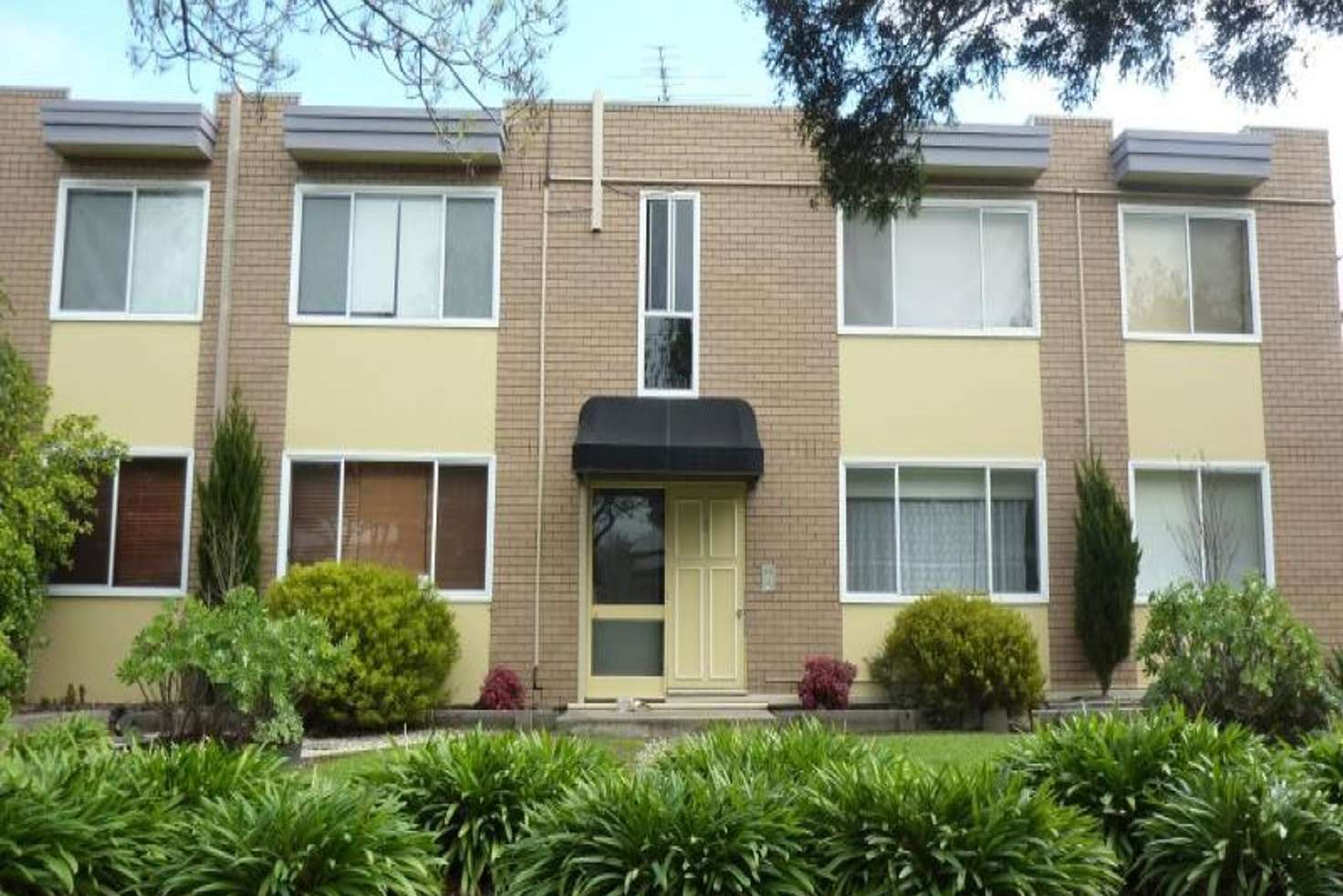 Main view of Homely apartment listing, 2/3 Lennox Street, Moonee Ponds VIC 3039