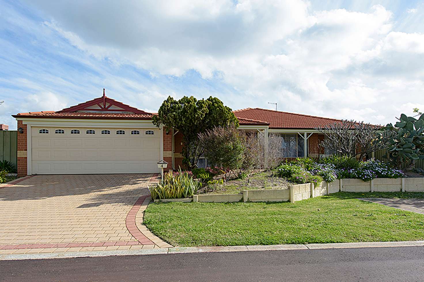 Main view of Homely house listing, 4 Manor Place, Kewdale WA 6105