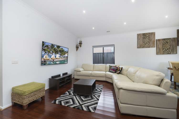 Seventh view of Homely house listing, 27 Observation Way, Roxburgh Park VIC 3064