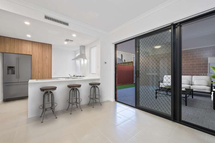 Fifth view of Homely house listing, 1/3 Garston Way, North Coogee WA 6163