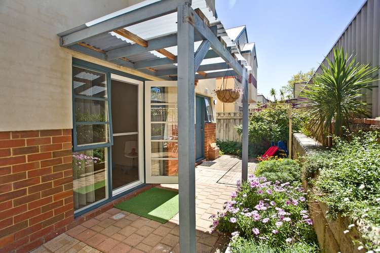 Second view of Homely unit listing, 5/94 Hampton Road, Fremantle WA 6160