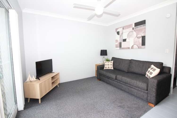 Fifth view of Homely unit listing, 2/125 Frank St, Labrador QLD 4215