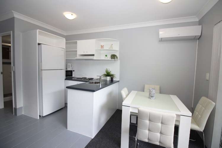 Seventh view of Homely unit listing, 2/125 Frank St, Labrador QLD 4215