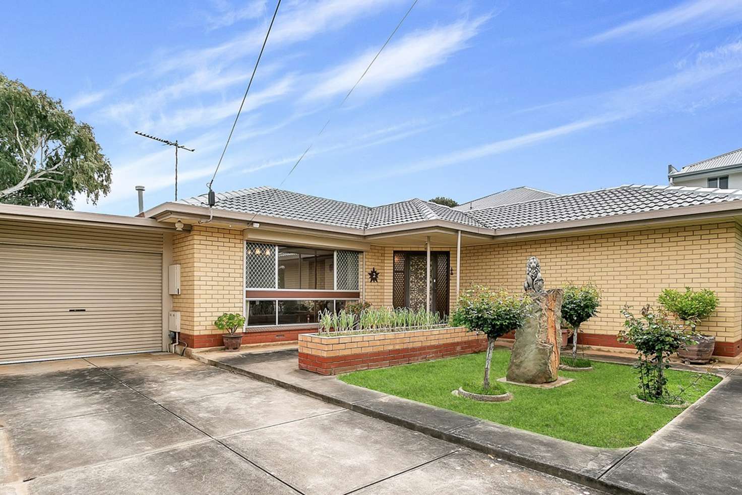 Main view of Homely house listing, 2 Verco Court, Campbelltown SA 5074