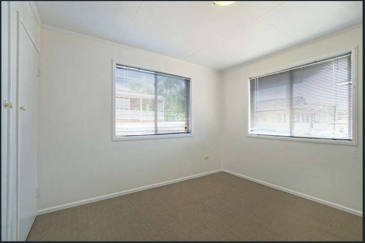 Fifth view of Homely unit listing, 3/11a Margate Parade, Margate QLD 4019