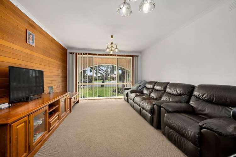 Third view of Homely house listing, 10 Maneroo Court, Wodonga VIC 3690