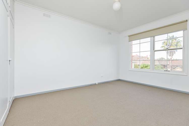 Third view of Homely apartment listing, 5/26 Leslie Road, Essendon VIC 3040