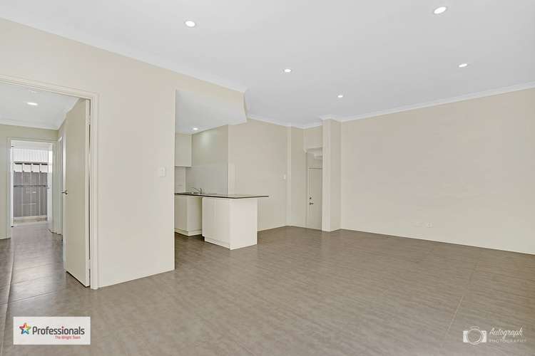 Fifth view of Homely villa listing, 4/23 Coongan Avenue, Greenmount WA 6056