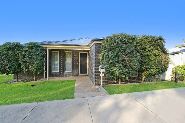 15 Whiteley Circuit, Baranduda VIC 3691