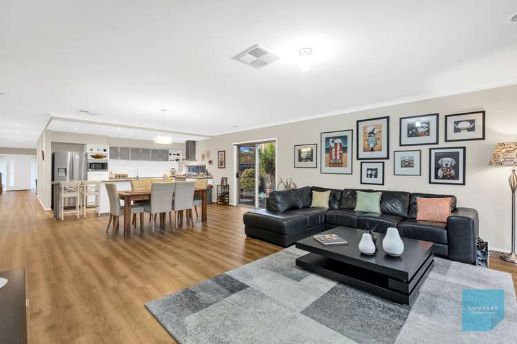 Sixth view of Homely house listing, 8 Winterton Court, Burnside Heights VIC 3023