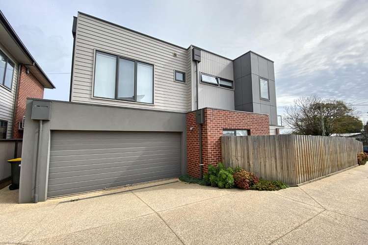 Main view of Homely townhouse listing, 2/3 Tiverton Street, Belmont VIC 3216