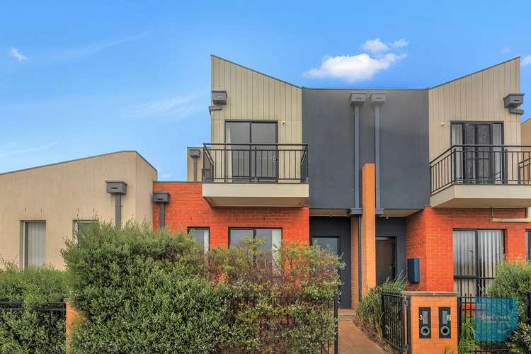 Main view of Homely townhouse listing, 3/30-40 College Street, Caroline Springs VIC 3023