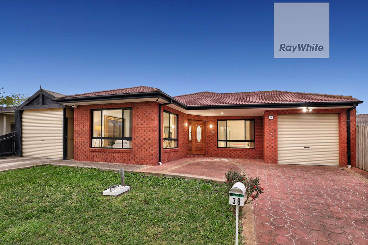 Main view of Homely house listing, 38 Limpopa Square, Roxburgh Park VIC 3064