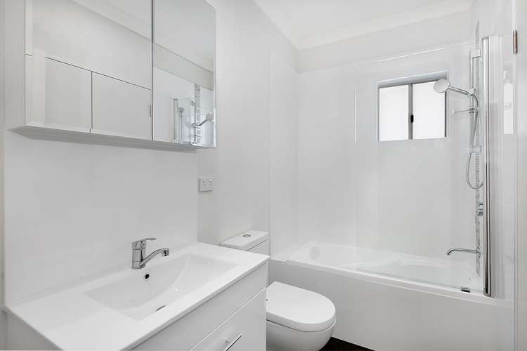 Fifth view of Homely apartment listing, 307/19-21 Gordon street, Greenslopes QLD 4120