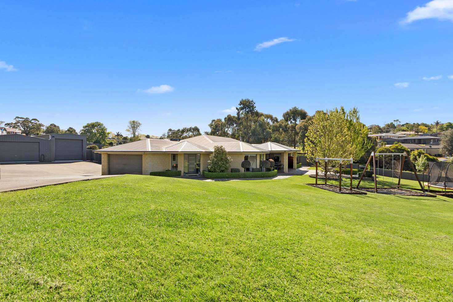 Main view of Homely house listing, 4 Cambridge Court, Leongatha VIC 3953