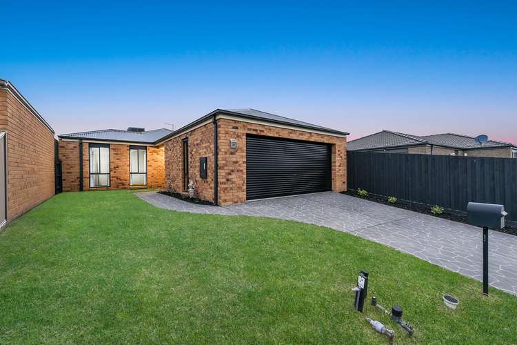 Main view of Homely house listing, 39 Currawong Crescent, Pakenham VIC 3810