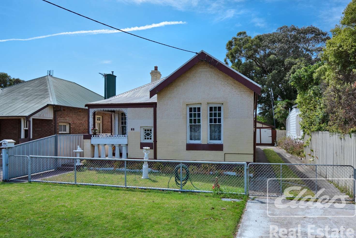 Main view of Homely house listing, 3 HOLT STREET, Mayfield East NSW 2304