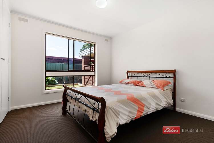 Fifth view of Homely house listing, 8 Evans Court, Echuca VIC 3564