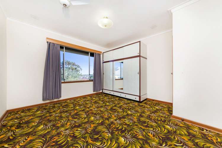Fifth view of Homely house listing, 15 Keats Place, Spearwood WA 6163