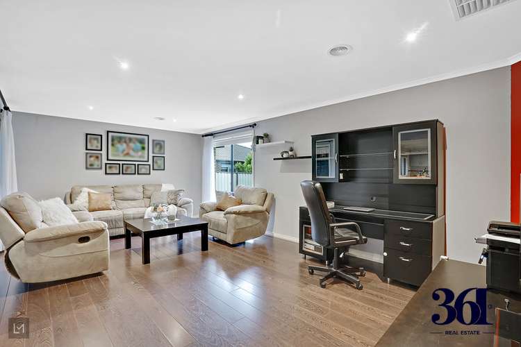 Fifth view of Homely house listing, 2 Ryans Court, Burnside Heights VIC 3023