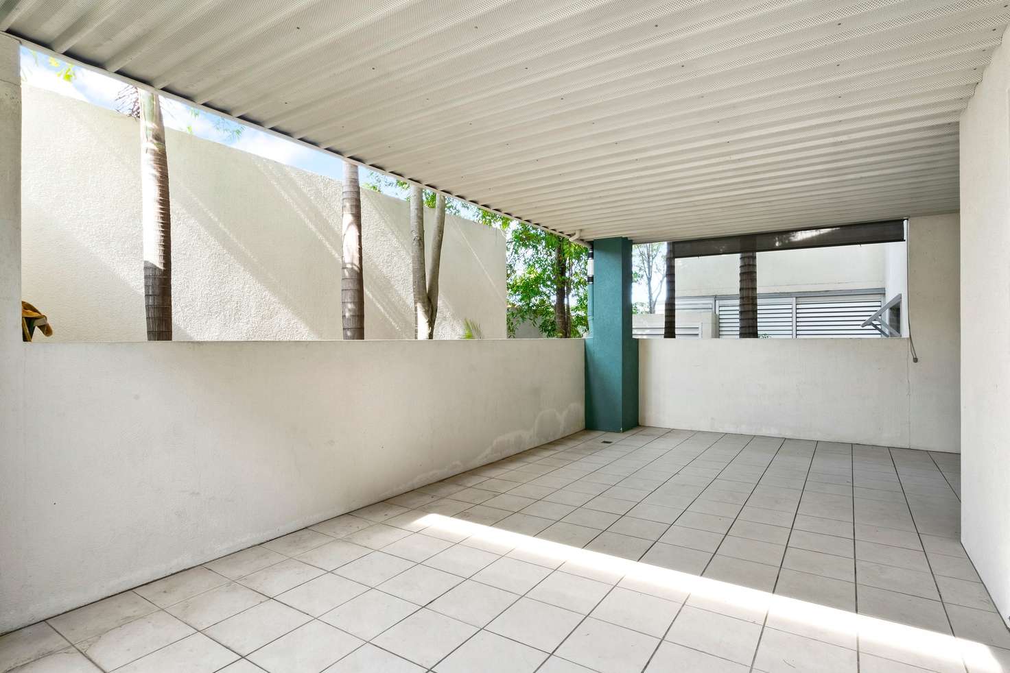 Main view of Homely unit listing, Unit 1/52 Queen Street, Southport QLD 4215